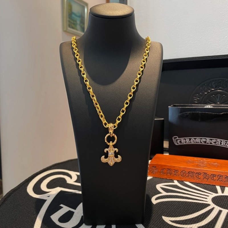 Ch**me He**ts necklaces
